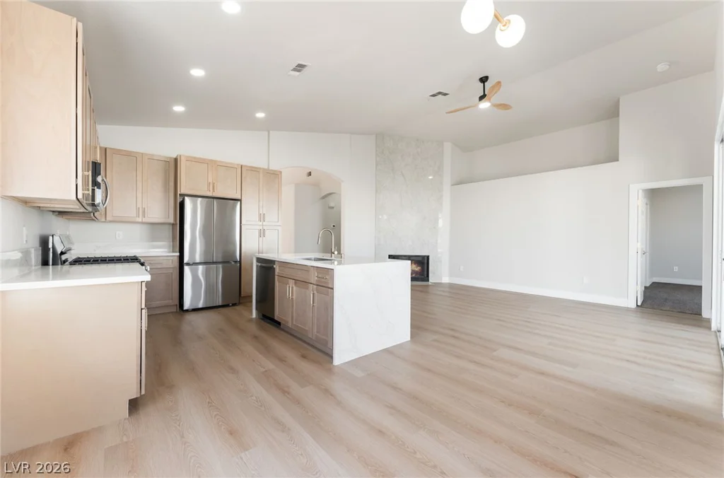 8408 Sea Glen, Las Vegas, NV 89128