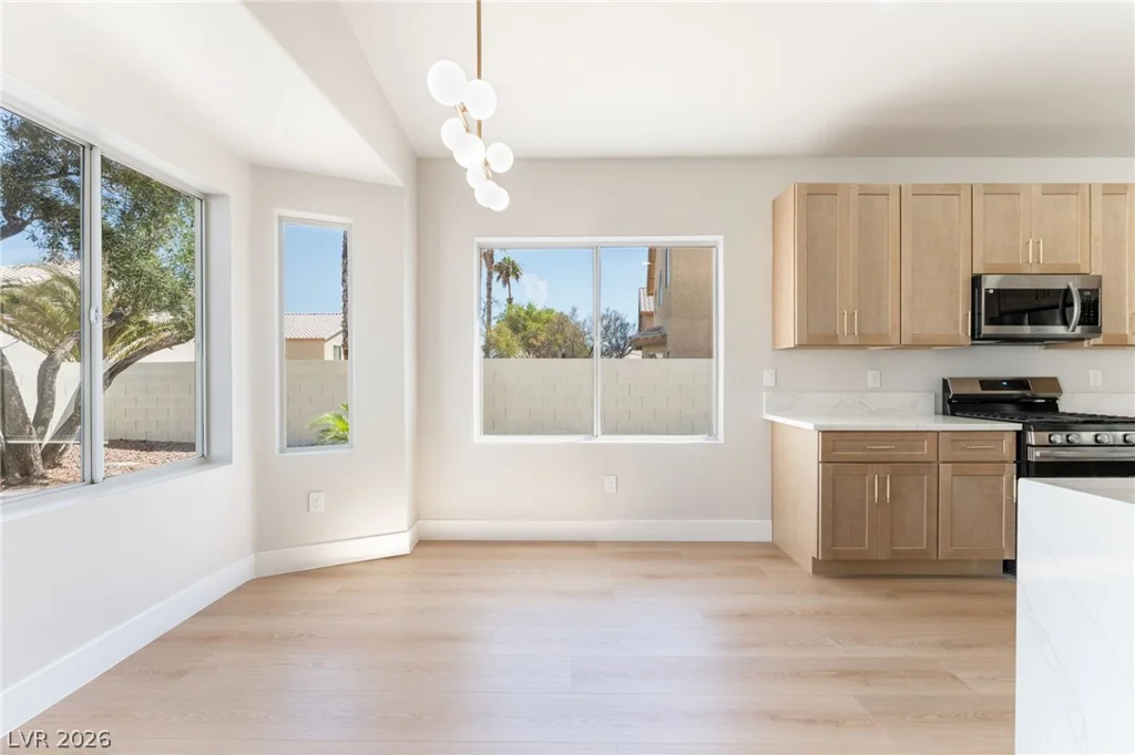 8408 Sea Glen, Las Vegas, NV 89128