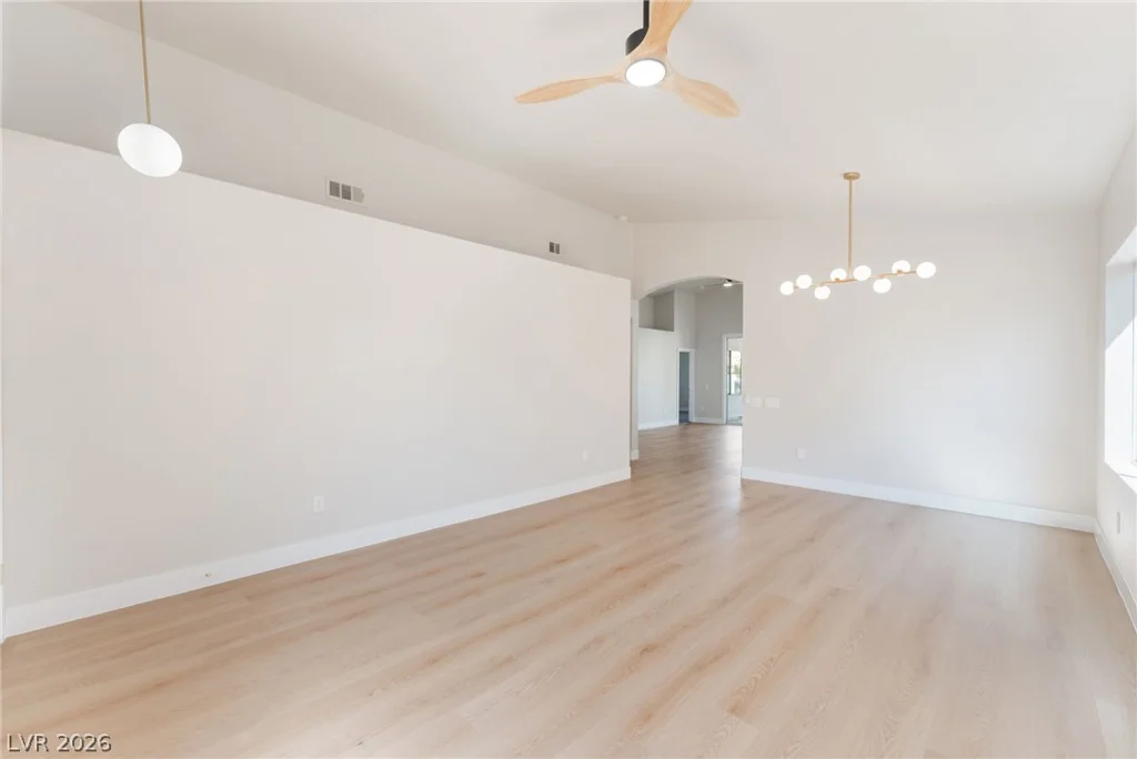 8408 Sea Glen, Las Vegas, NV 89128