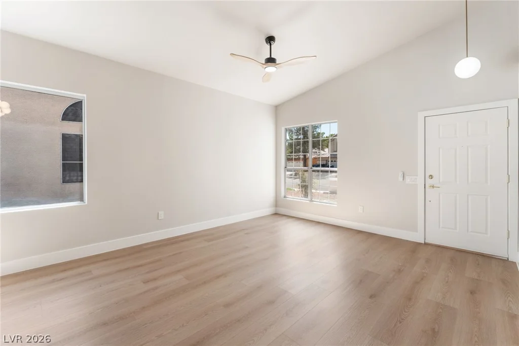 8408 Sea Glen, Las Vegas, NV 89128