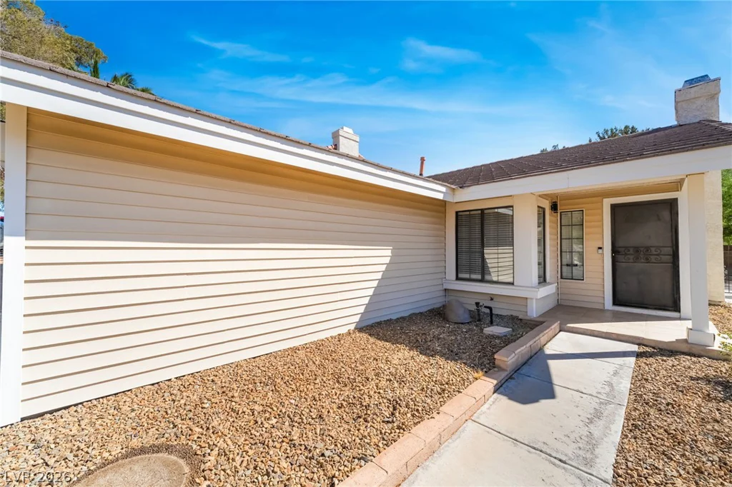 124 Almendio, Henderson, NV 89074