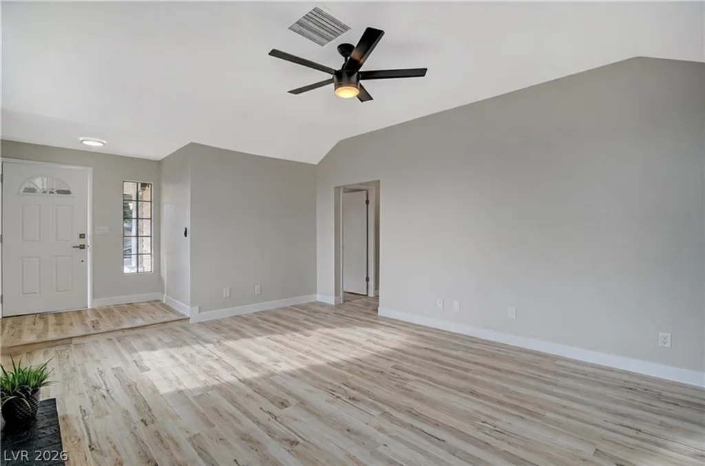 124 Almendio, Henderson, NV 89074