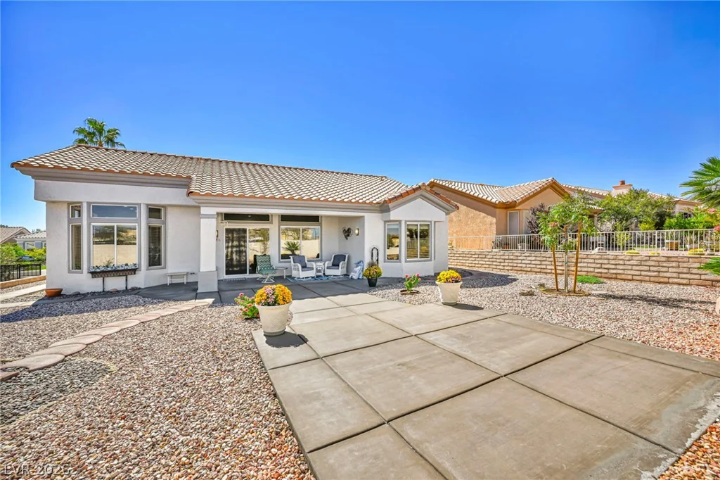 10020 Villa Ridge, Las Vegas, NV 89134
