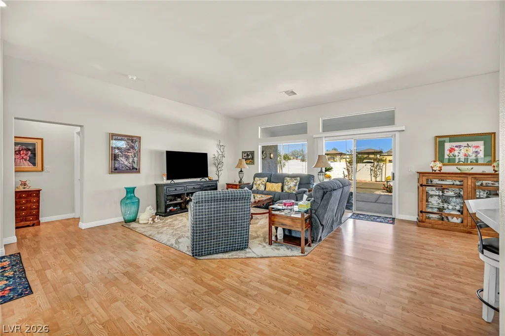 10020 Villa Ridge, Las Vegas, NV 89134