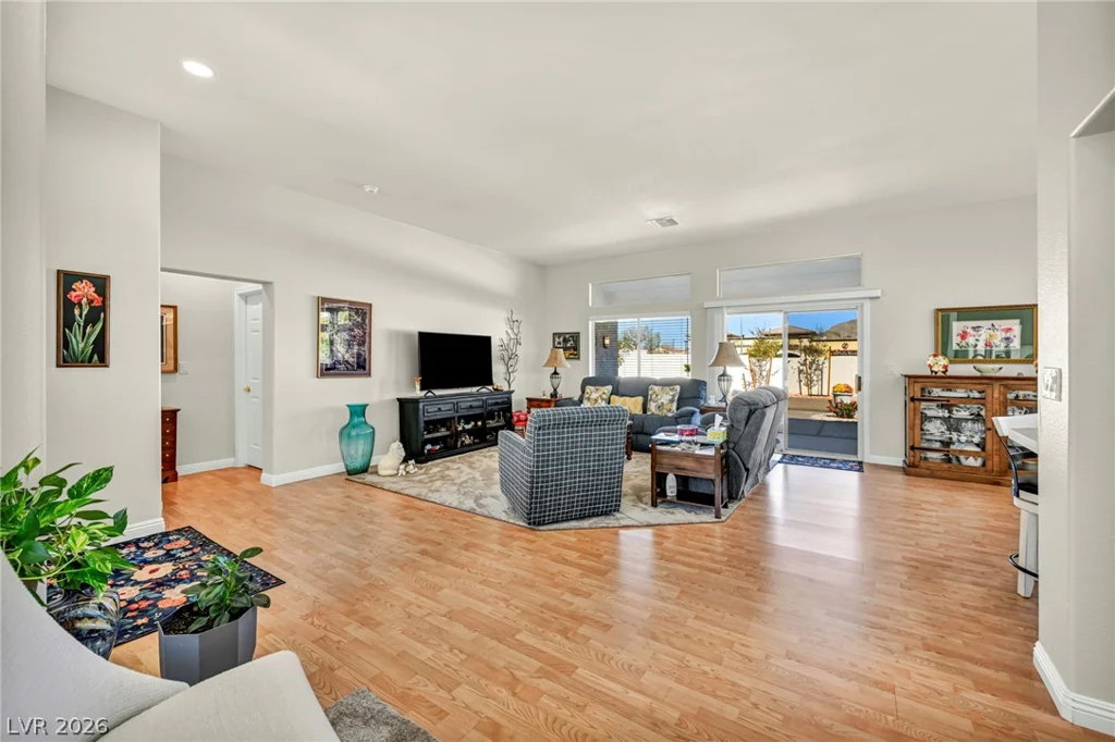 10020 Villa Ridge, Las Vegas, NV 89134