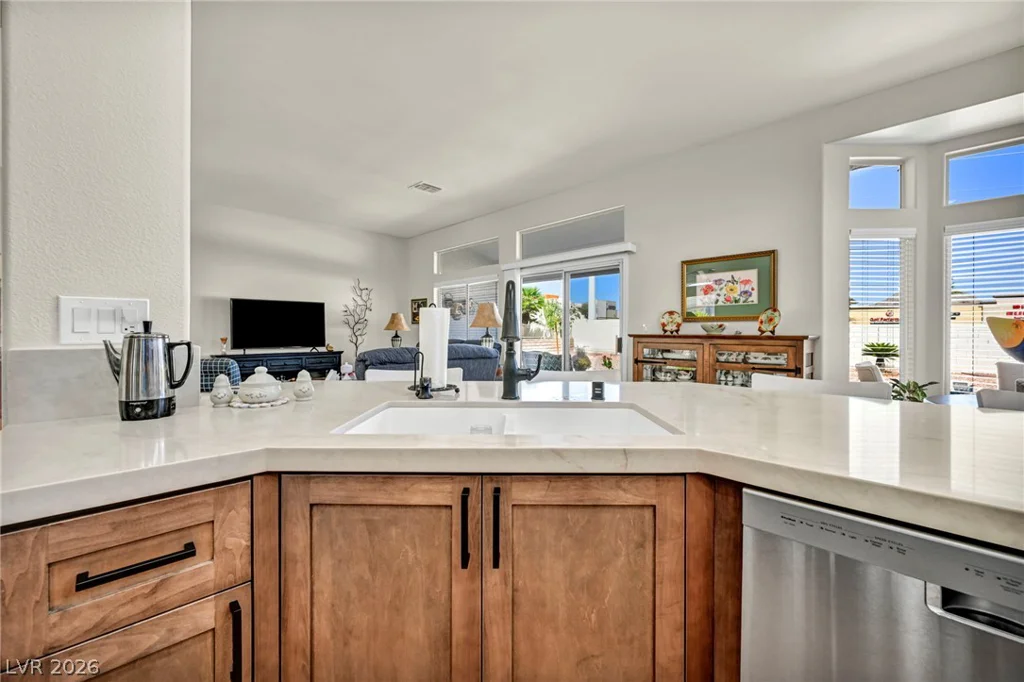 10020 Villa Ridge, Las Vegas, NV 89134