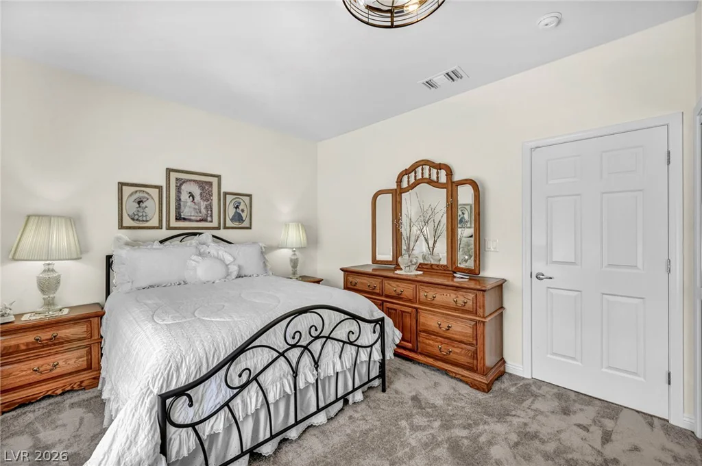 10020 Villa Ridge, Las Vegas, NV 89134
