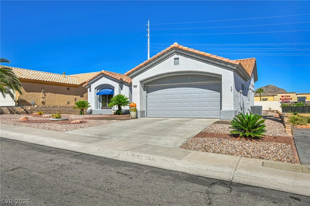 10020 Villa Ridge, Las Vegas, NV 89134