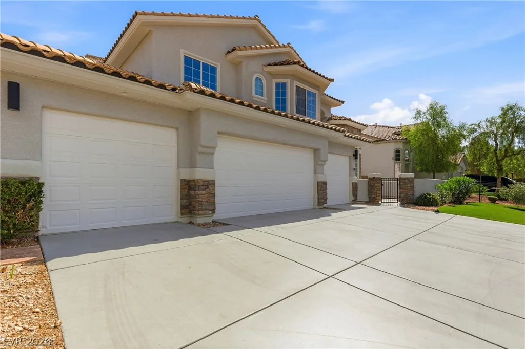 10626 San Vercelli, Las Vegas, NV 89141