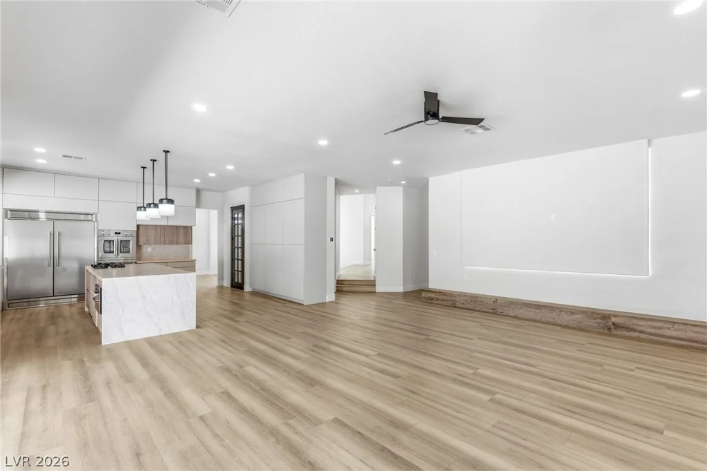 10626 San Vercelli, Las Vegas, NV 89141