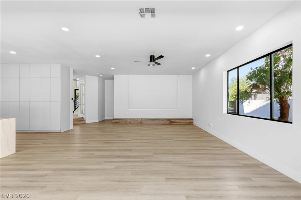 10626 San Vercelli, Las Vegas, NV 89141