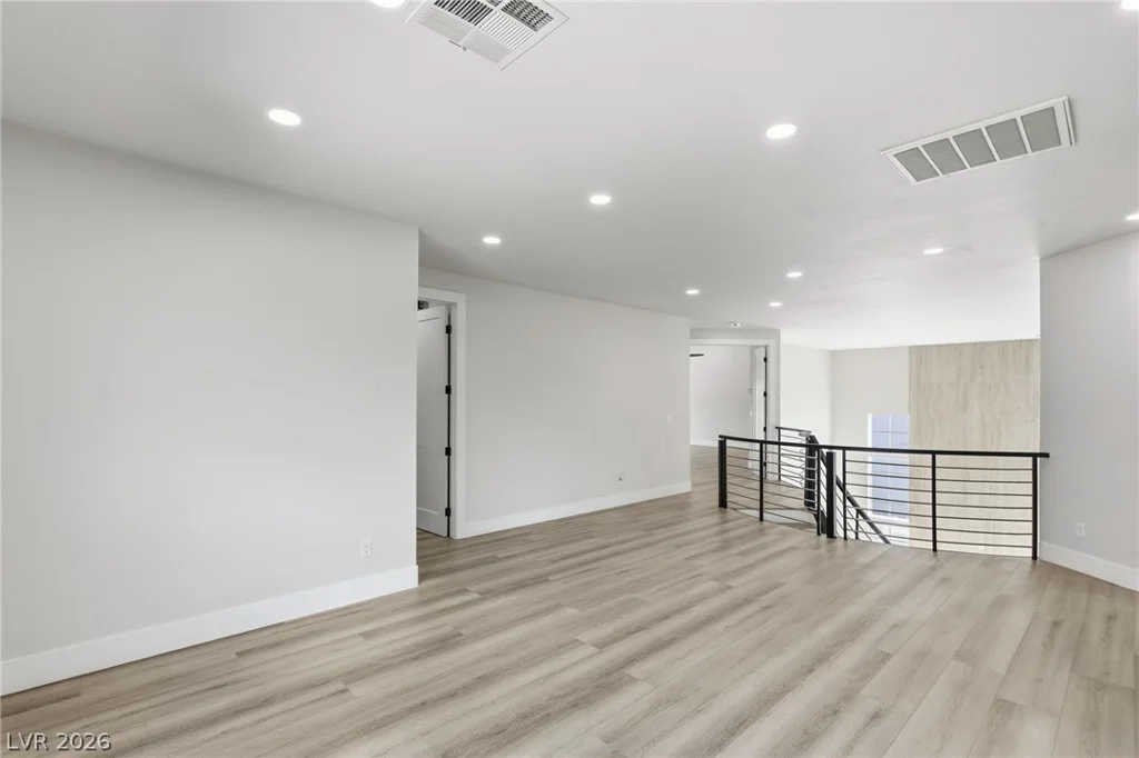 10626 San Vercelli, Las Vegas, NV 89141