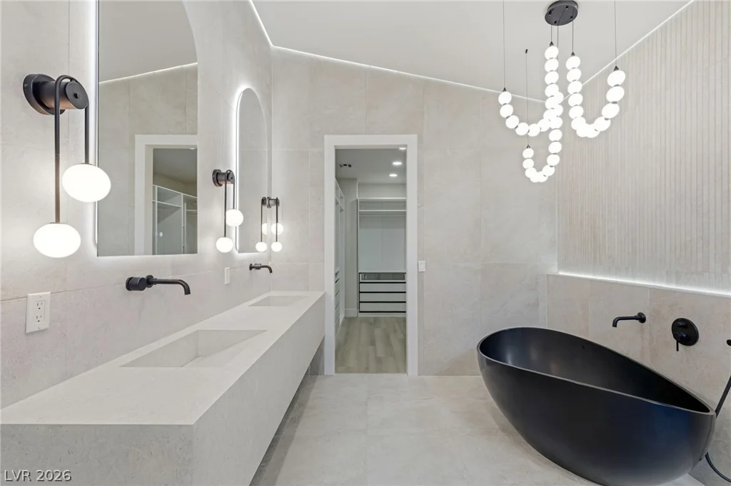 10626 San Vercelli, Las Vegas, NV 89141