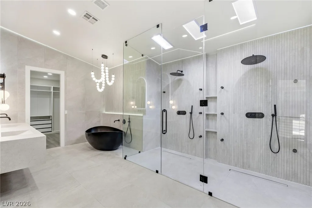 10626 San Vercelli, Las Vegas, NV 89141