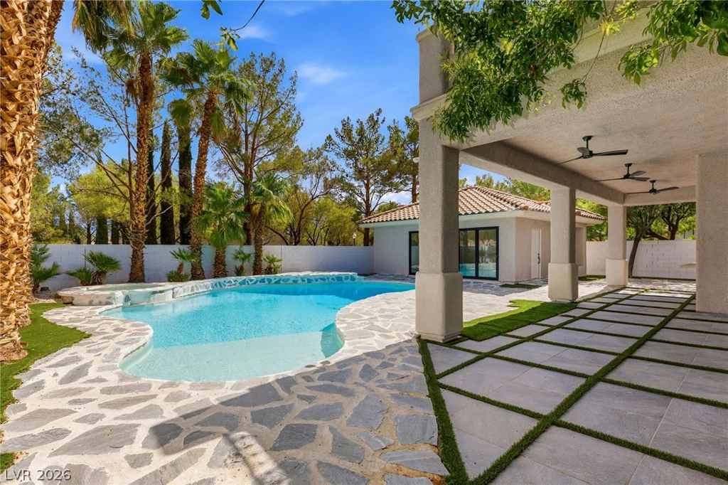 10626 San Vercelli, Las Vegas, NV 89141