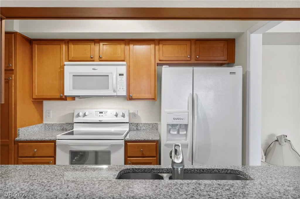 697 Oakmont, Las Vegas, NV 89109