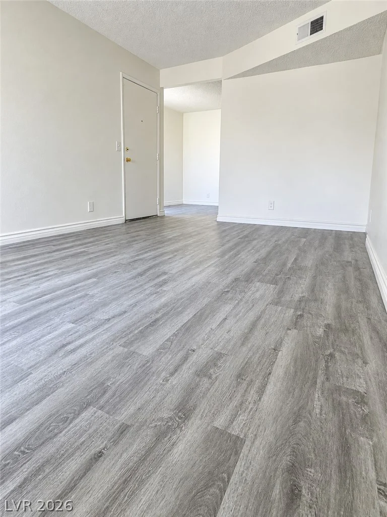 3151 Soaring Gulls, Las Vegas, NV 89128