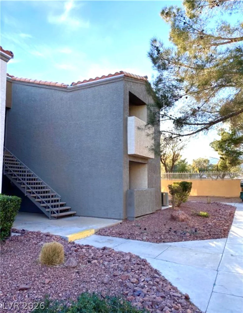 3151 Soaring Gulls, Las Vegas, NV 89128