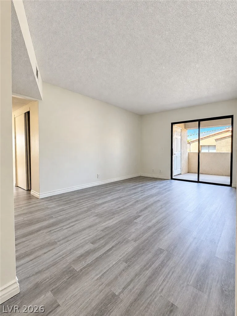 3151 Soaring Gulls, Las Vegas, NV 89128