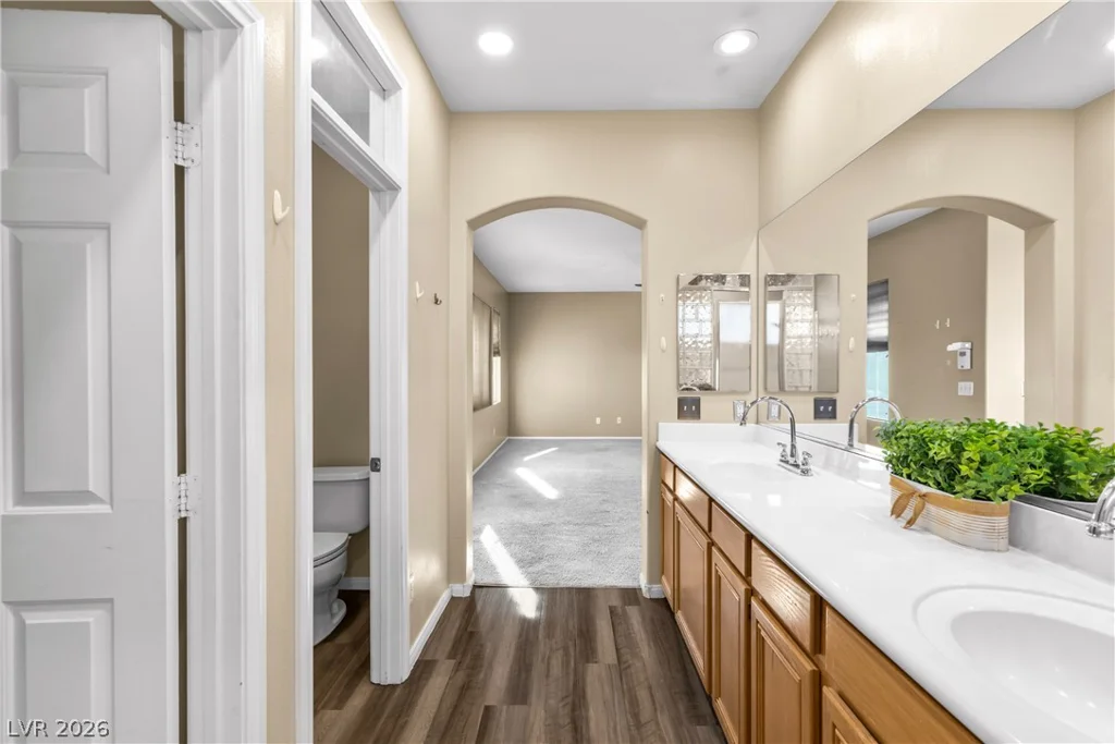 688 Canfield Point, Las Vegas, NV 89183