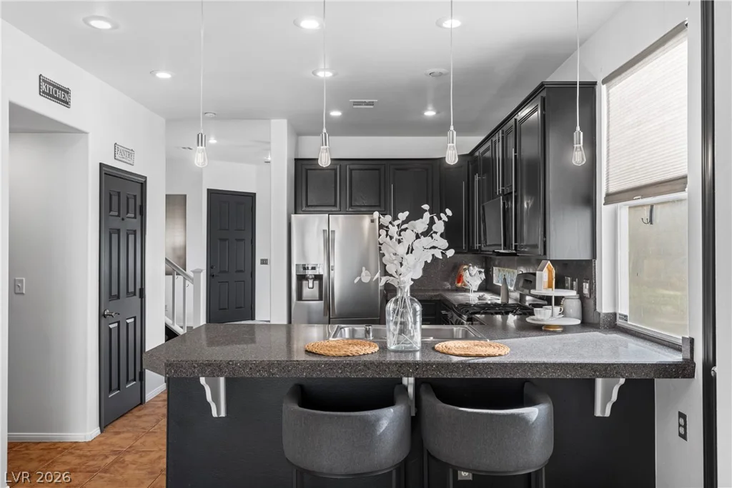 688 Canfield Point, Las Vegas, NV 89183