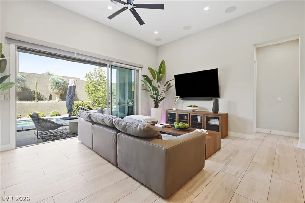 12382 Tudor Arch, Las Vegas, NV 89138