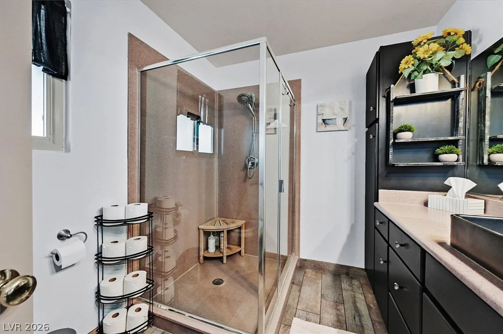 6824 Adobe, Las Vegas, NV 89146