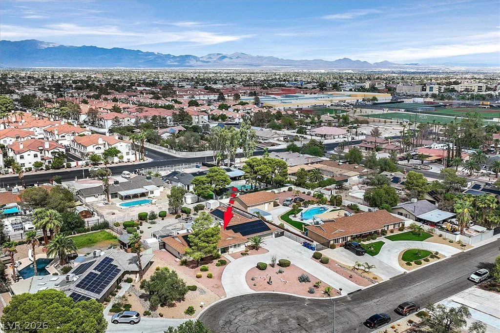 6824 Adobe, Las Vegas, NV 89146