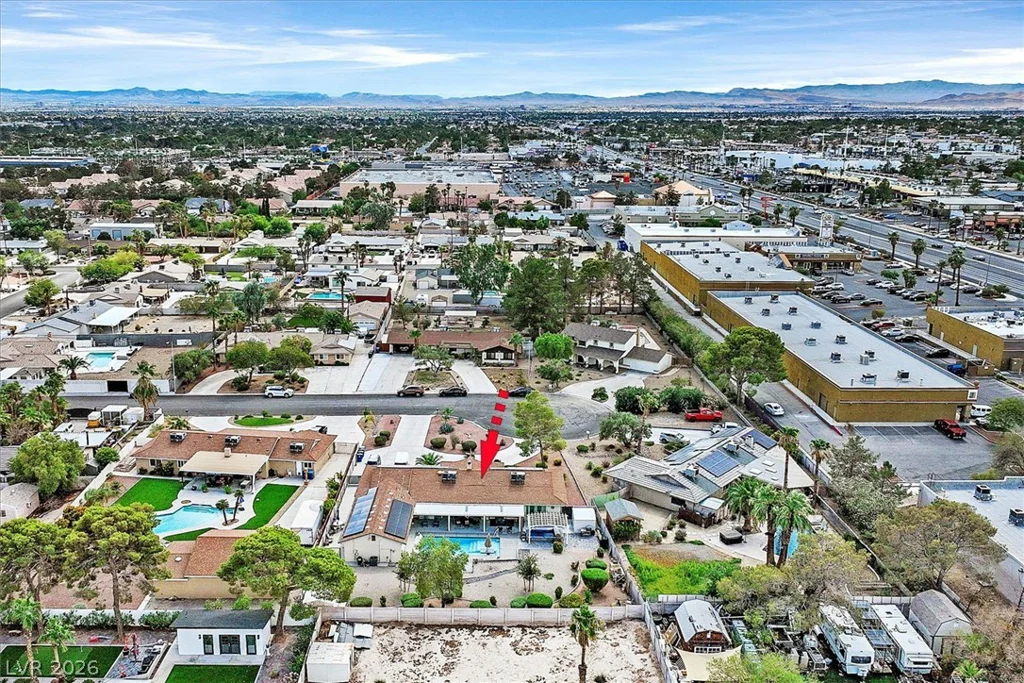 6824 Adobe, Las Vegas, NV 89146