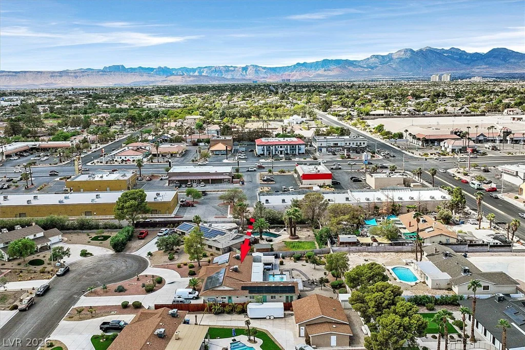 6824 Adobe, Las Vegas, NV 89146