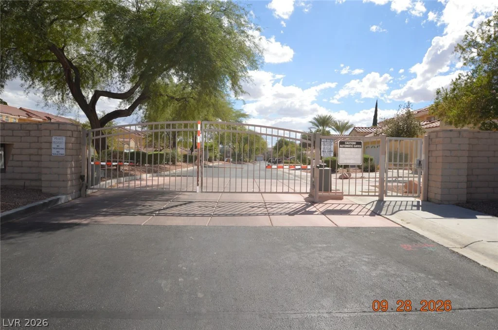 3553 Casa Real, Las Vegas, NV 89147