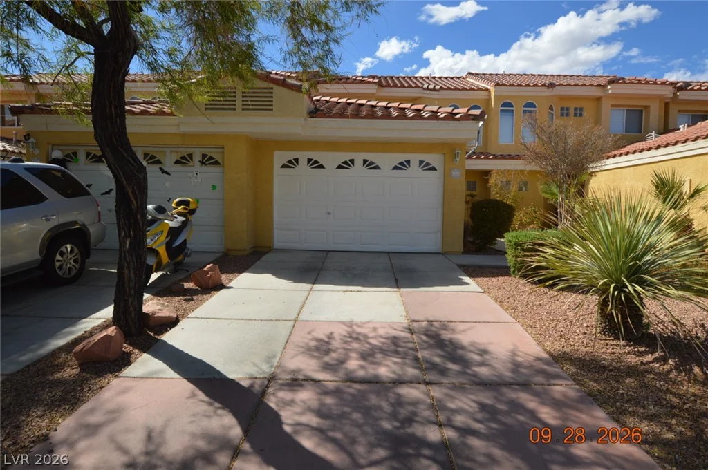 3553 Casa Real, Las Vegas, NV 89147