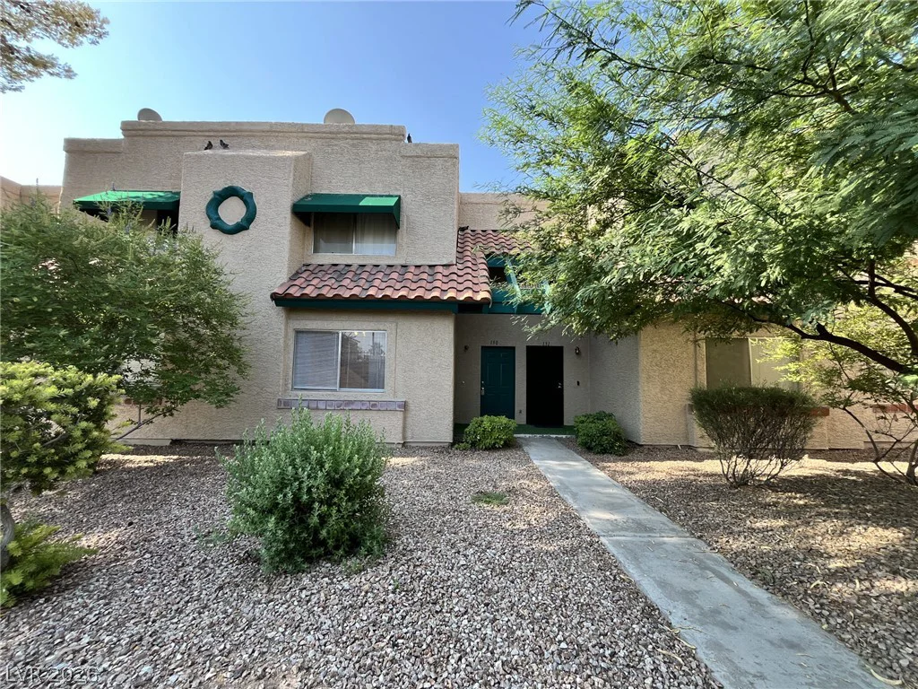 6750 Del Rey, Las Vegas, NV 89146