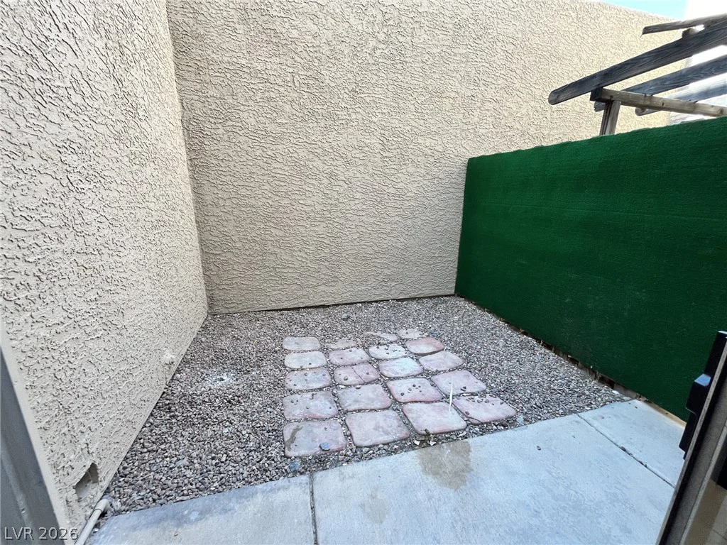 6750 Del Rey, Las Vegas, NV 89146