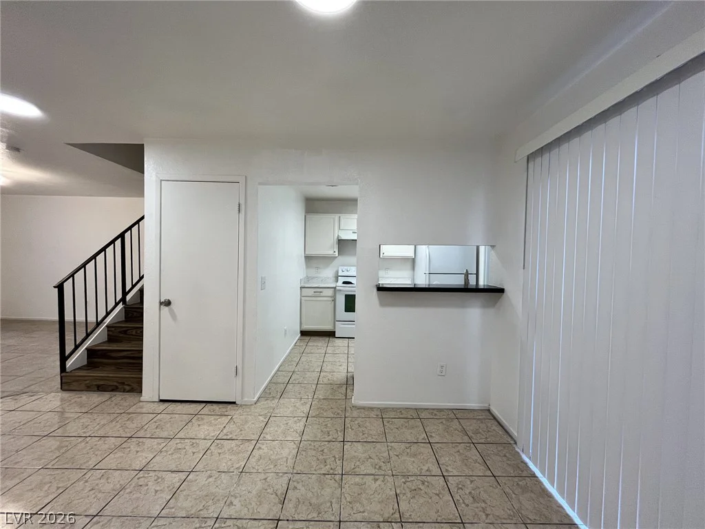 6750 Del Rey, Las Vegas, NV 89146