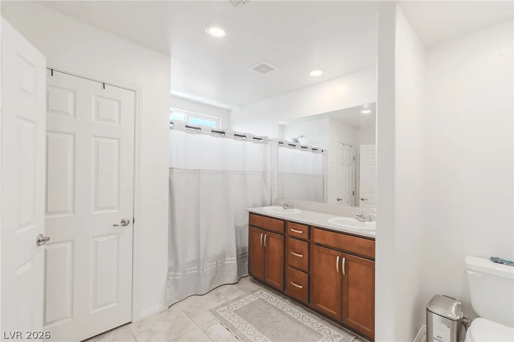 8707 Senna, Las Vegas, NV 89148