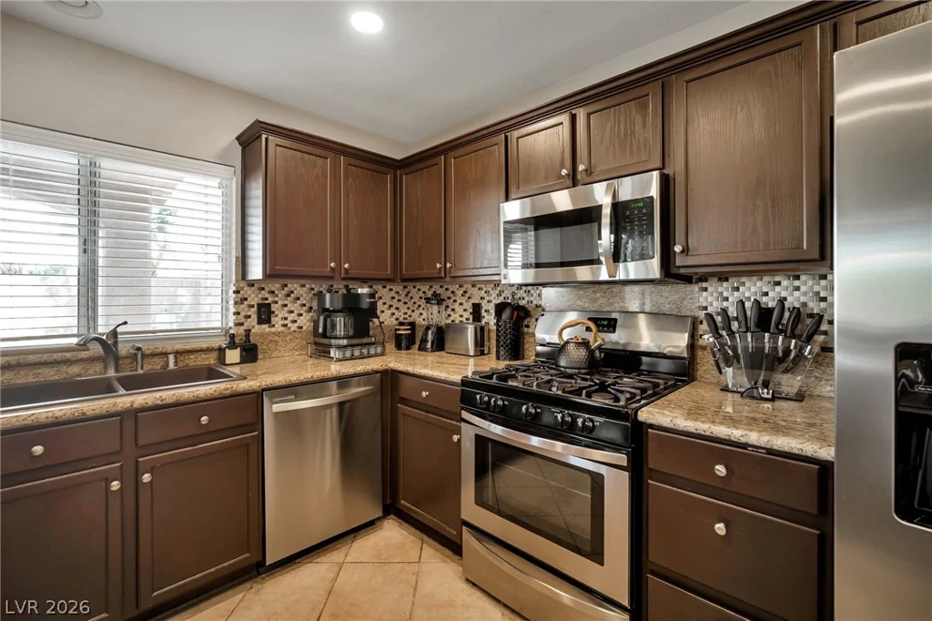 684 Gritty Garnet, Las Vegas, NV 89183