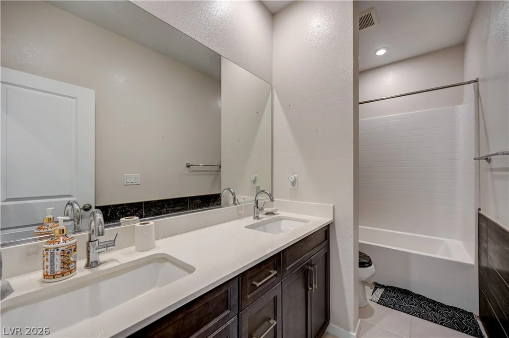 6231 Bravestar, Las Vegas, NV 89141