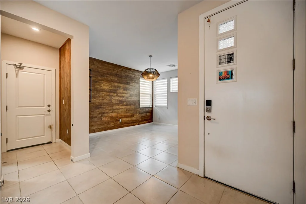 6231 Bravestar, Las Vegas, NV 89141