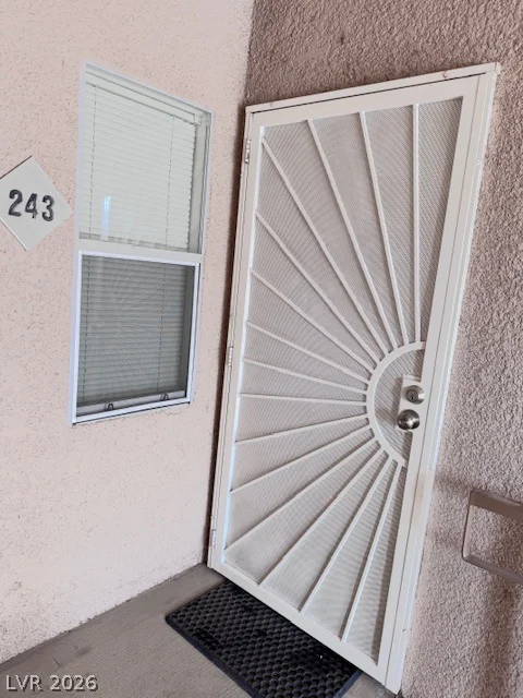 5751 Hacienda, Las Vegas, NV 89122