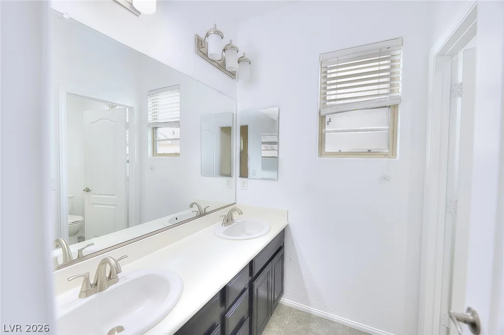 10647 Hyde Corner, Las Vegas, NV 89166