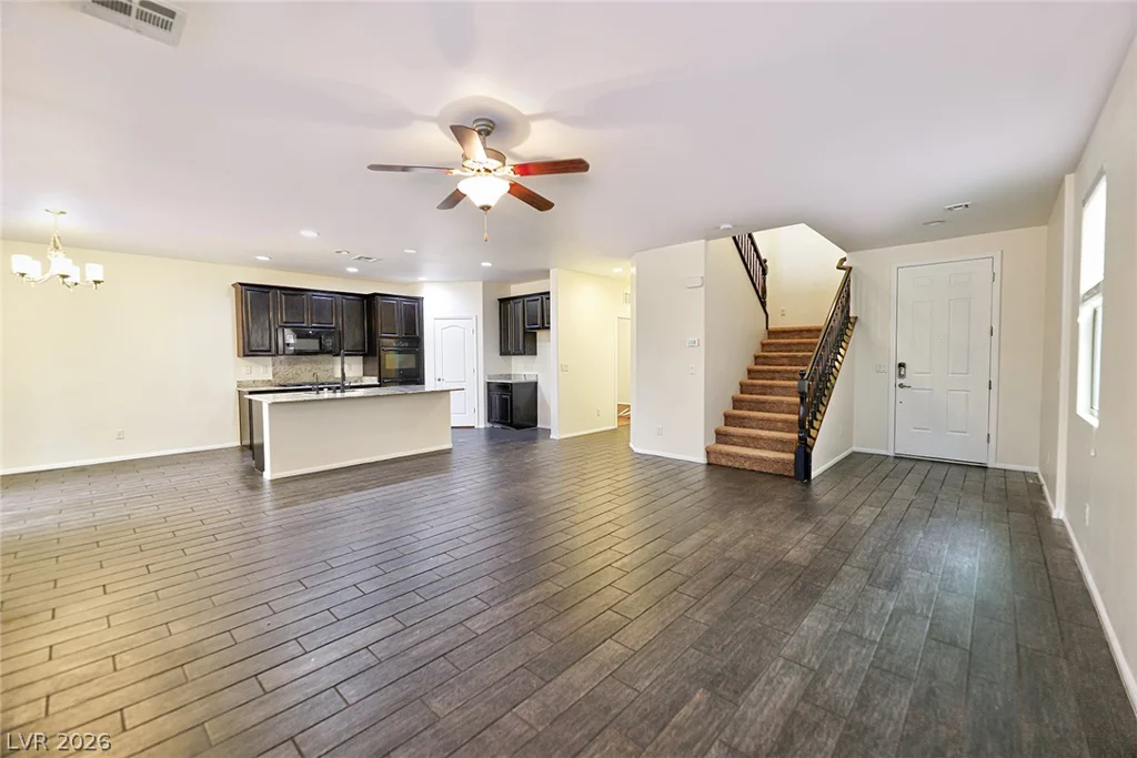 10647 Hyde Corner, Las Vegas, NV 89166