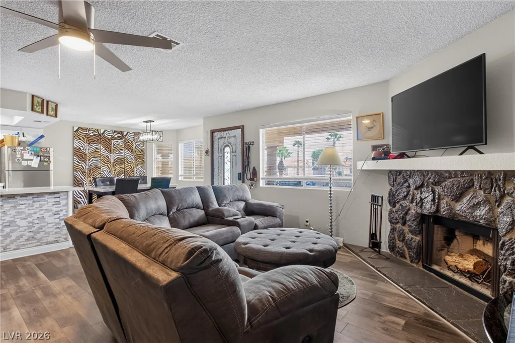 1341 Pinto Rock, Las Vegas, NV 89128