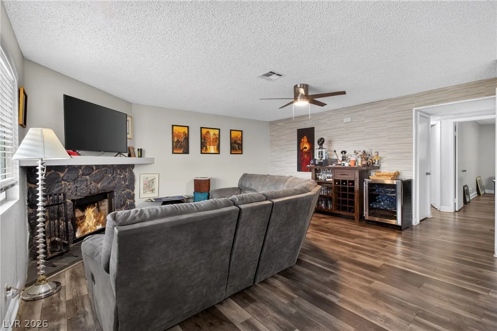 1341 Pinto Rock, Las Vegas, NV 89128