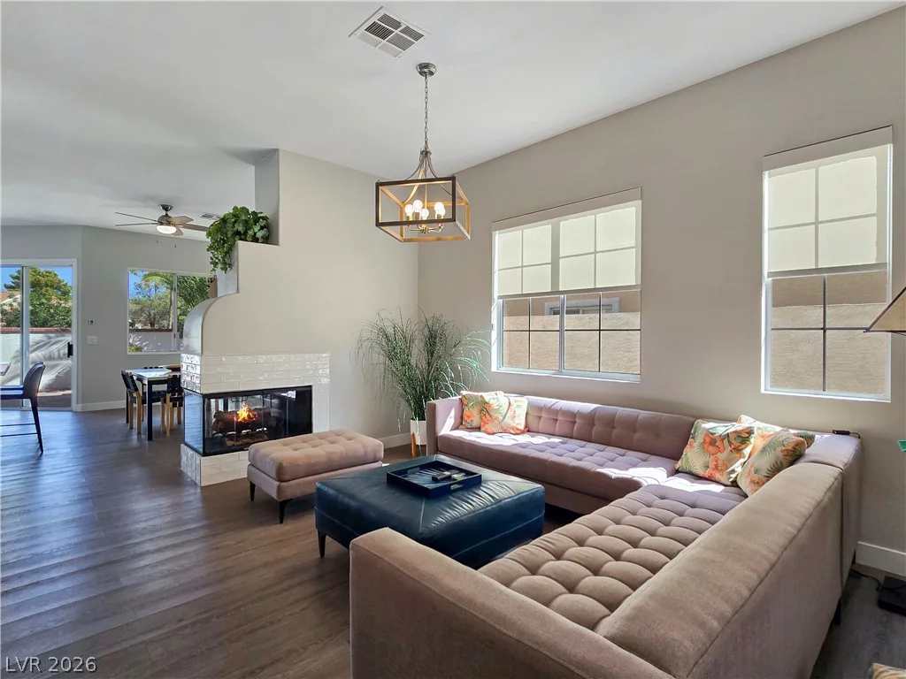 10104 Pinnacle View, Las Vegas, NV 89134