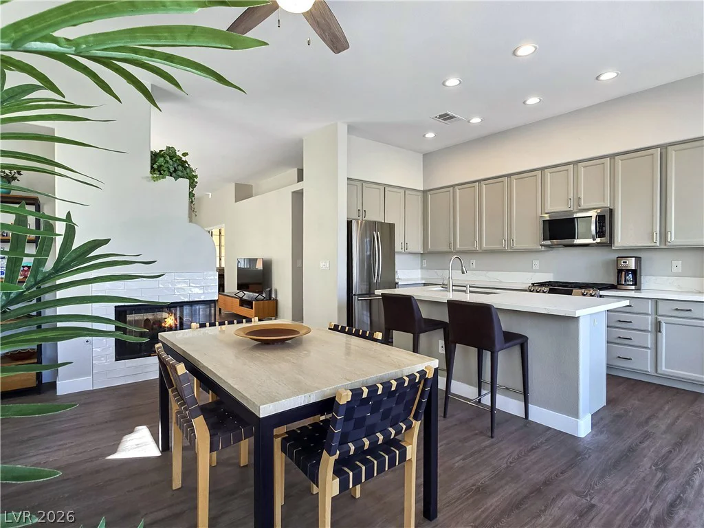 10104 Pinnacle View, Las Vegas, NV 89134