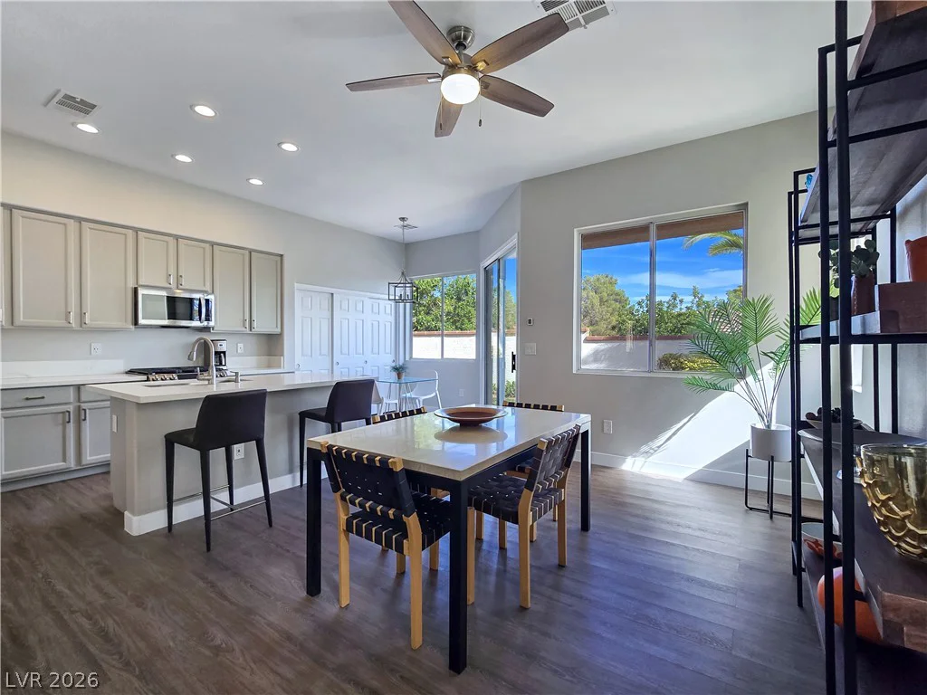 10104 Pinnacle View, Las Vegas, NV 89134
