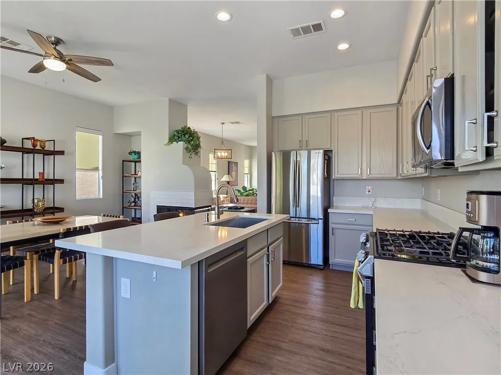10104 Pinnacle View, Las Vegas, NV 89134