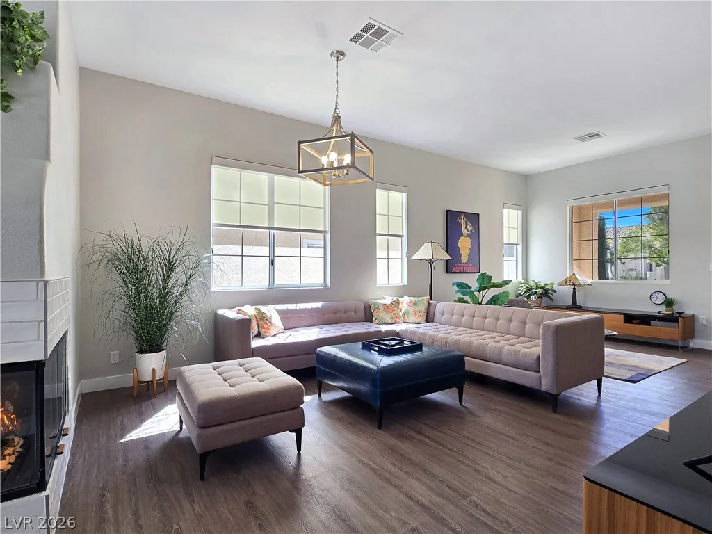 10104 Pinnacle View, Las Vegas, NV 89134