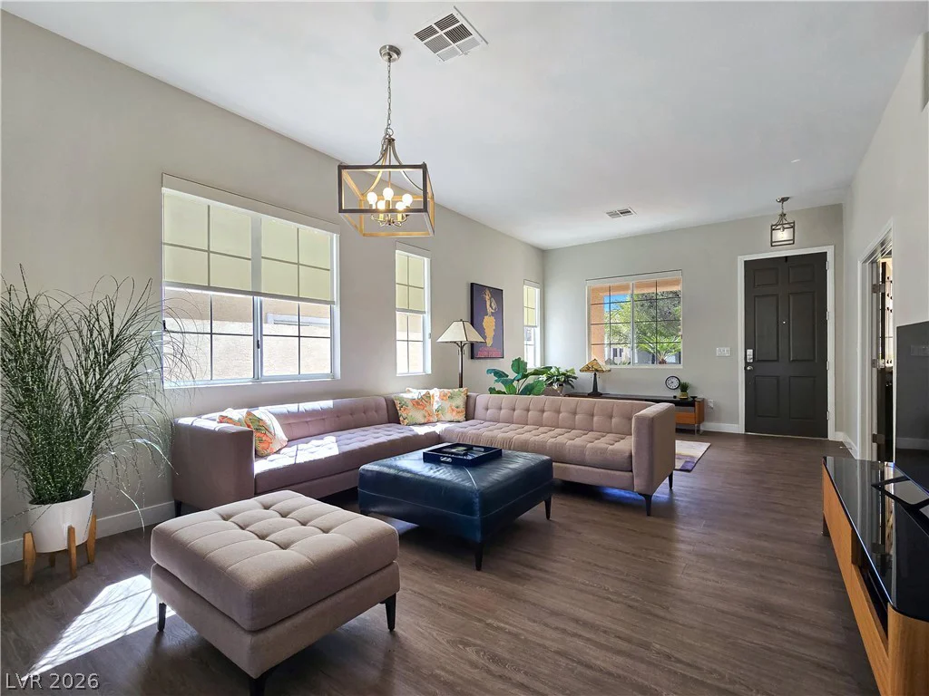 10104 Pinnacle View, Las Vegas, NV 89134